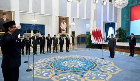 Presiden Prabowo Lantik Menteri Haji dan Umrah, Masyarakat Berharap Ada Inovasi Baru Layanan dan Tatakelola