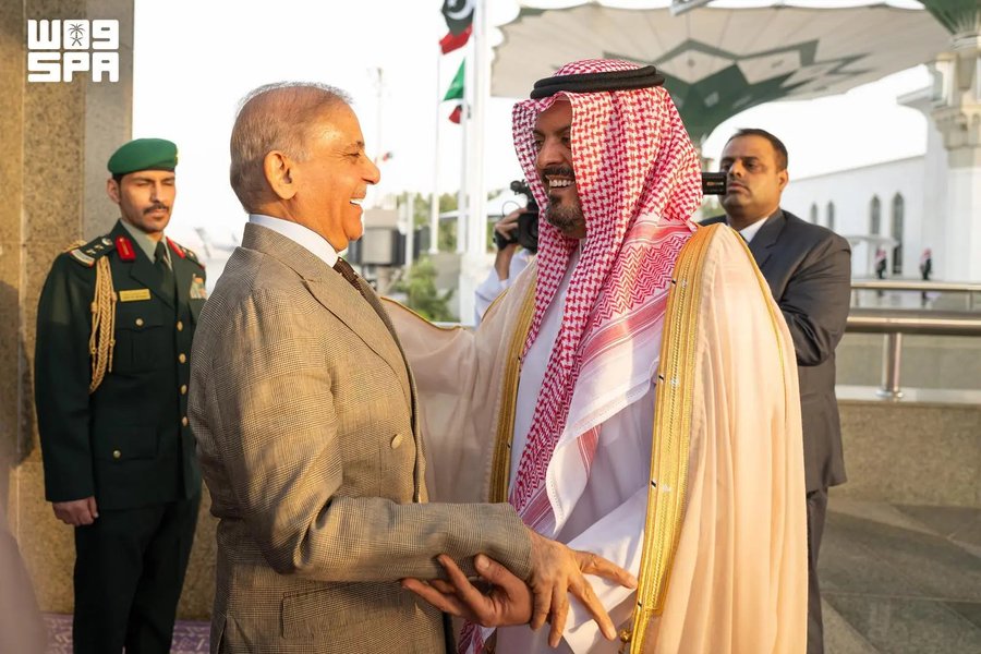 KTT Trilateral : Pemimpim Arab Saudi, Pakistan dan Turki Bertemu di Jeddah